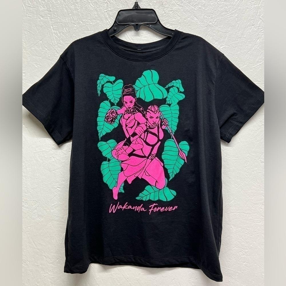 Women’s “Wakanda Forever” Graphic Marvel Tee Shirt Black